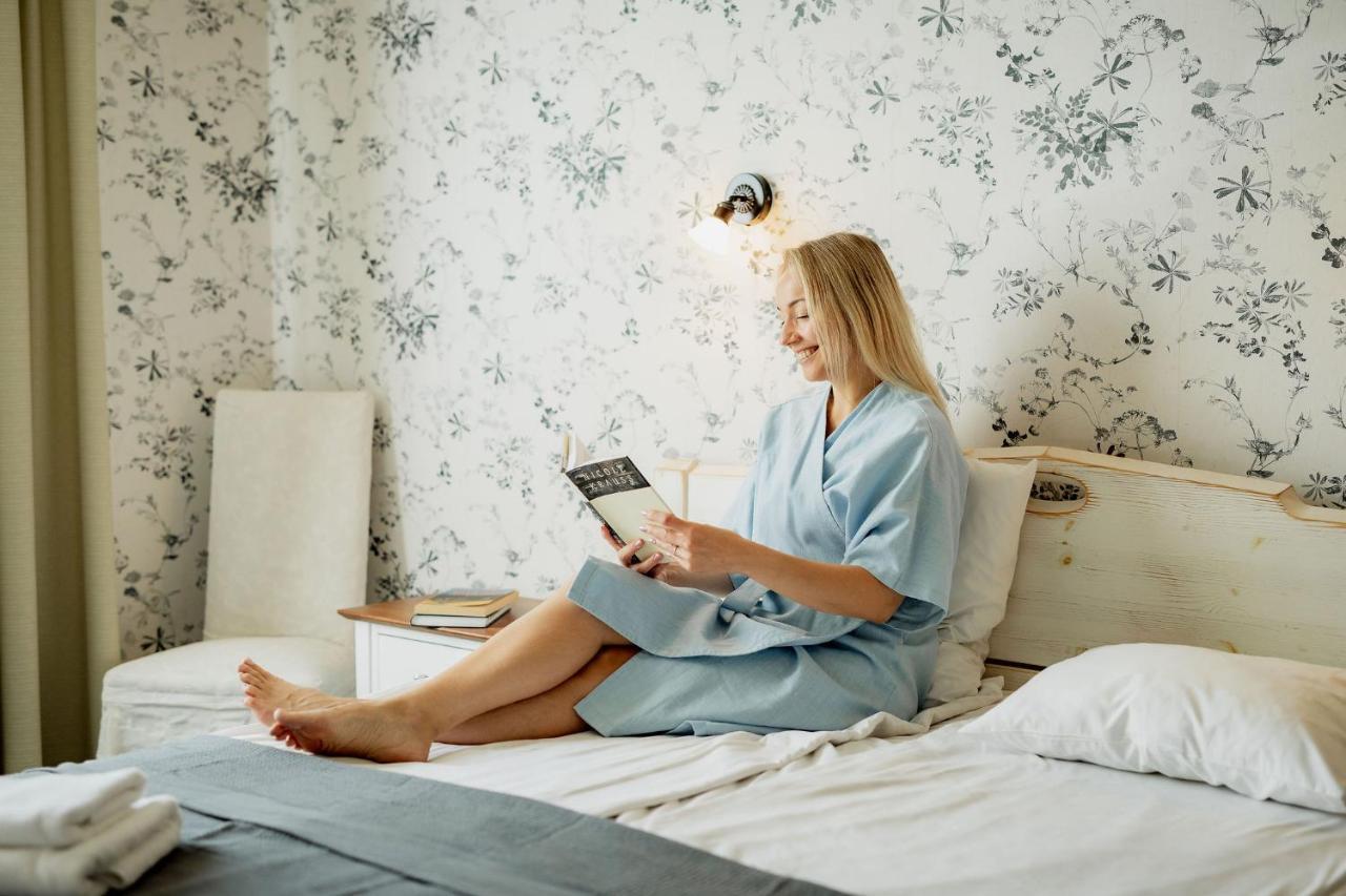 Vanalinna Boutique Hotel 쿠레사아레 외부 사진