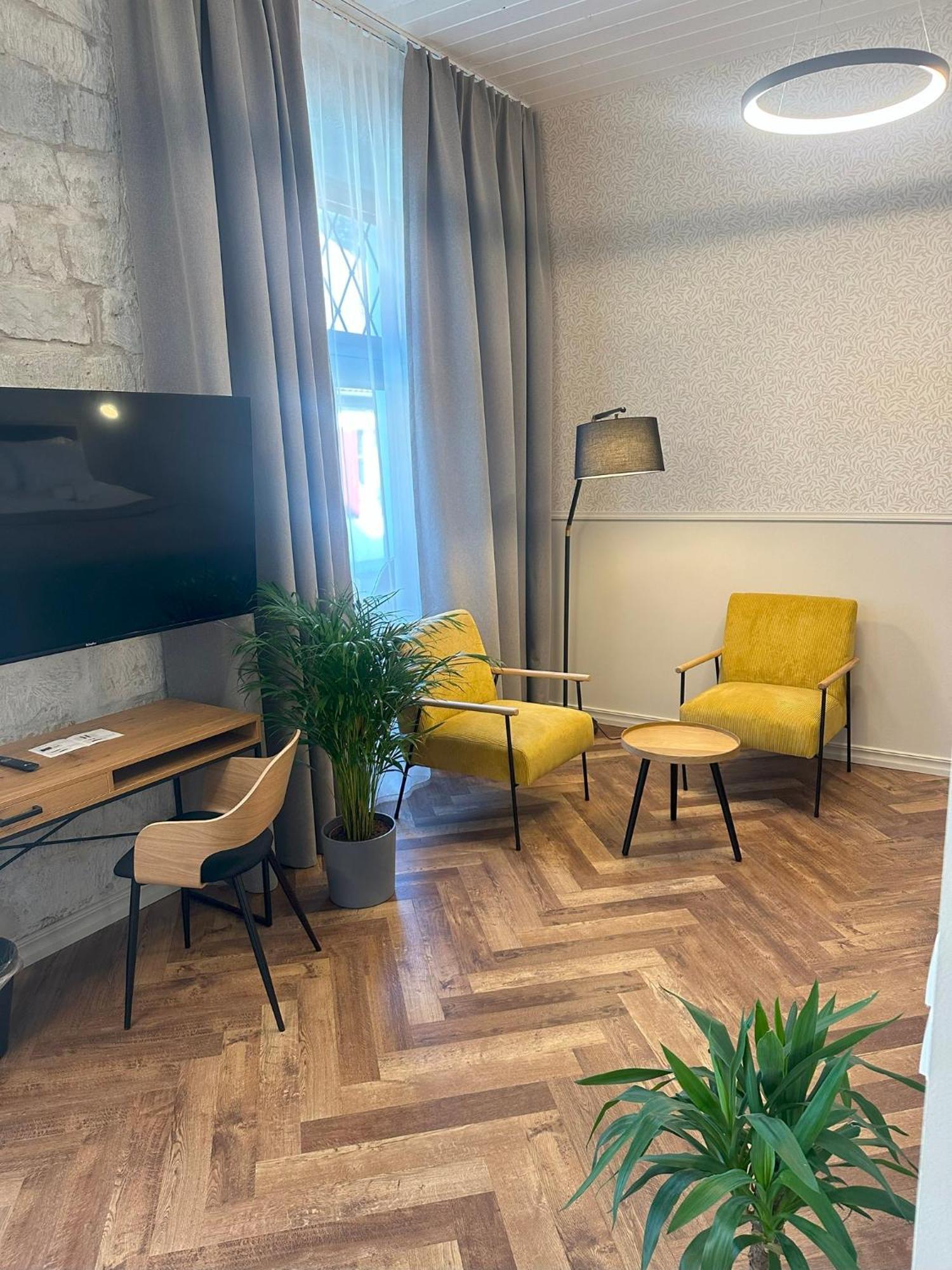 Vanalinna Boutique Hotel 쿠레사아레 외부 사진